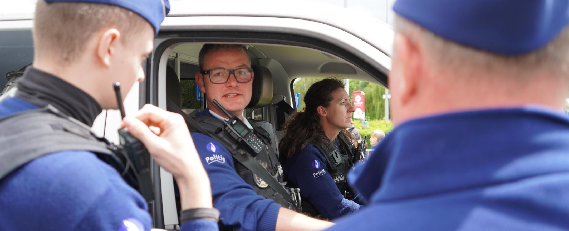 Interventie-inspecteurs in de combi