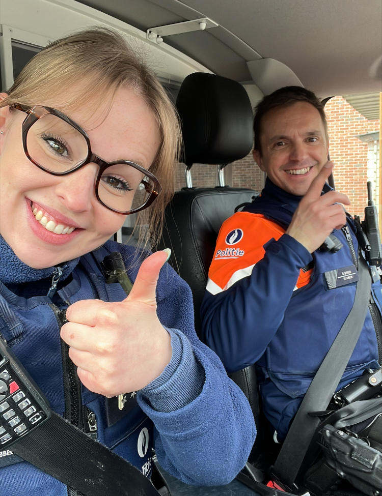 2 inspecteurs in combi