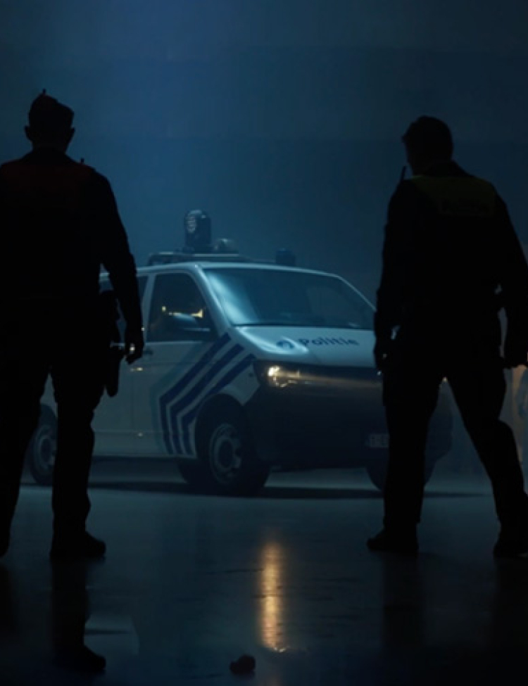 De politieronde Chloe en Mohamed