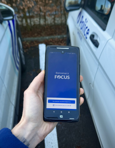Smartphone équipé de l'application FOCUS