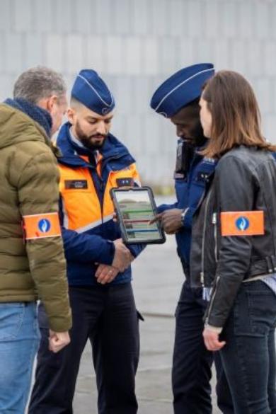 Collaboration avec la police locale de Bruxelles
