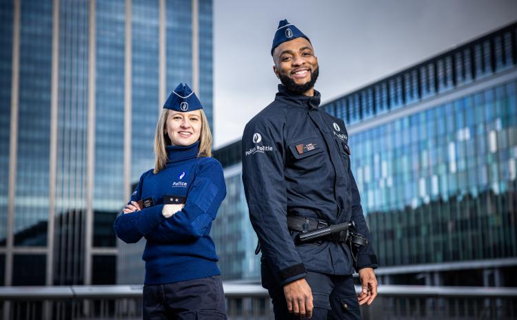 A la police, vous aidez à faire la différence_middle_block