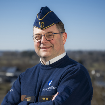 kommisar sebastien